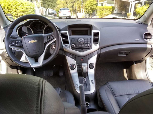 Imagem 9 de 11 de Chevrolet Cruze 2012 1.8 Lt Ecotec 6 Aut. 4p