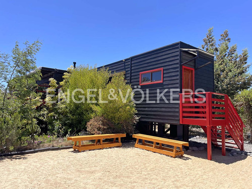 Casa Impecable En Parcela.