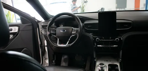 Ford Explorer 3.0 V6 St At