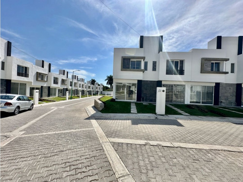 Casa En Venta En Jiutepec Morelos