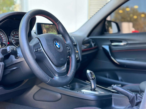 Imagen 20 de 22 de Bmw Serie 1 1.6 120i Sport Line At 177cv