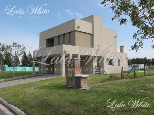 Venta - Casa A Estrenar En Santa Ines - Canning