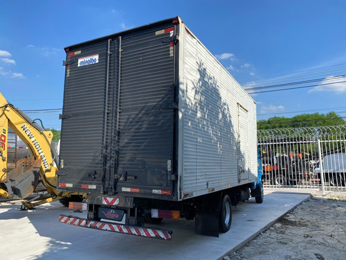 Mercedes-benz 710 710 Plus 2p (diesel)