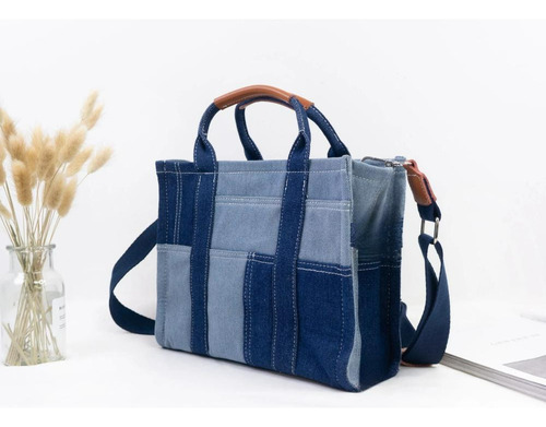 Bolsa De Tote Mezclilla De Los Herrajes Plata Color Azul Col Acabado De Los Herrajes Metal Diseño De La Tela Mezcla De Lona Y Denim