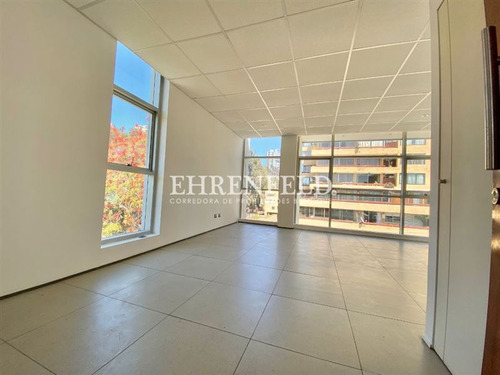 Reñaca, Viña Del Mar. Oficina En Venta De 22 M2.