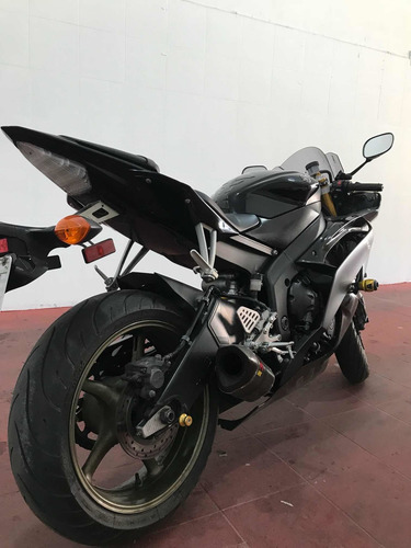 Yamaha R6