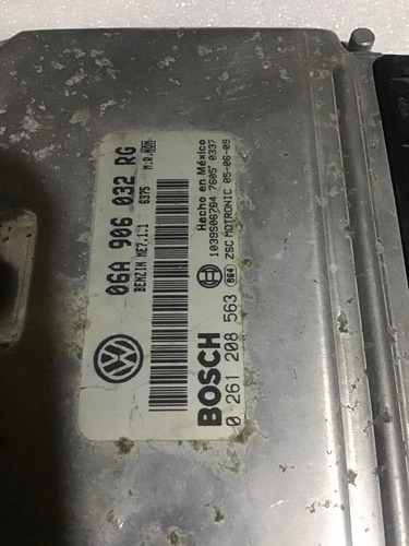 Computadora Ecu Ecm Motor Volkswagen Jetta 06a 906 032 Rg (Usado)