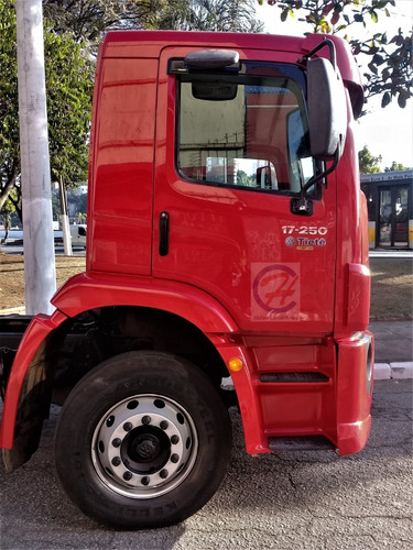 Imagem 6 de 6 de Constellation 17250 Truck