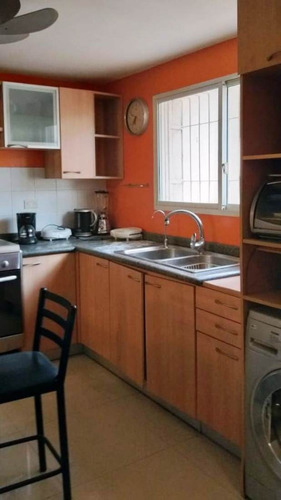 Imagen 4 de 19 de Townhouse En Venta Residencia Las Trinitarias