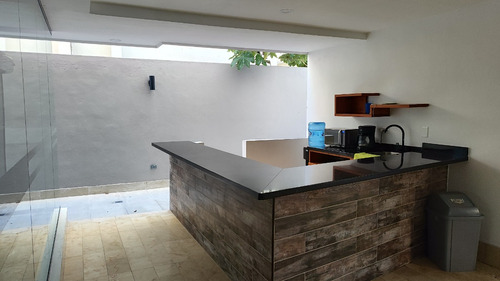 Foxpiantini.com - A98 | Apartamento En Alquiler En Piantini Full Amueblado | Área Social Con Piscina Panorámica