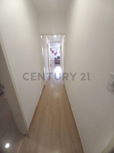 Apartamento En Alquiler Resd Alpes Urb Las Salias San Antonio