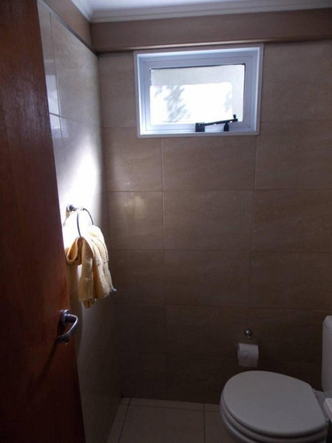 Imagen 19 de 30 de Casa En Venta - 2 Dormitorios 2 Baños - 115 M2 - Abasto