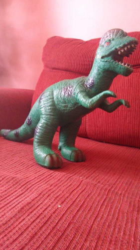 Dinosaurio Con Sonido