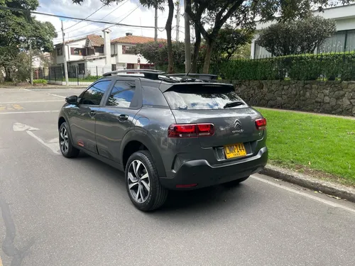 Citroën C4 Cactus 1.6 Shine Turbo Aut