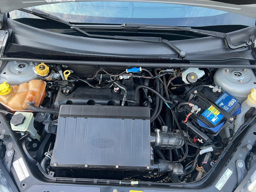 Ford Fiesta 1.6 MPI CLASS SEDAN 8V FLEX 4P MANUAL