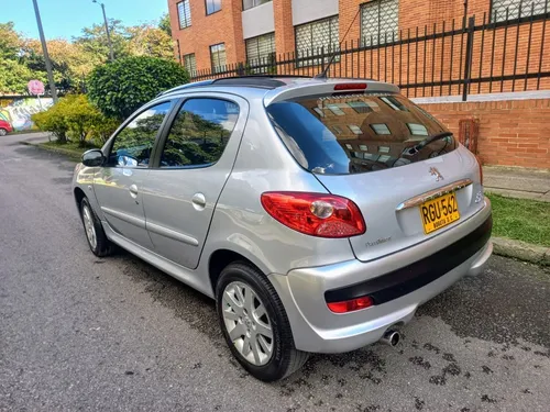 Peugeot 207 1.6 Compact Xs