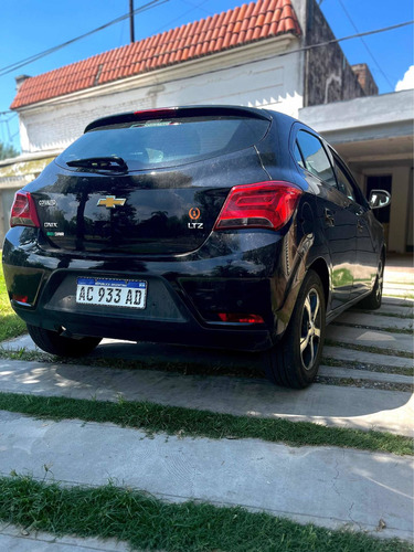 Imagen 5 de 15 de Chevrolet Onix 2018 1.4 Ltz At 98cv