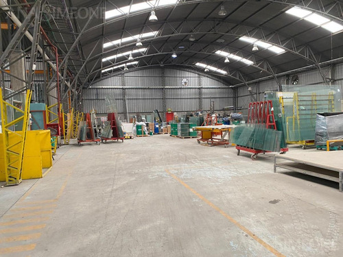 Imagen 5 de 11 de Nave Industrial - Grand Bourg