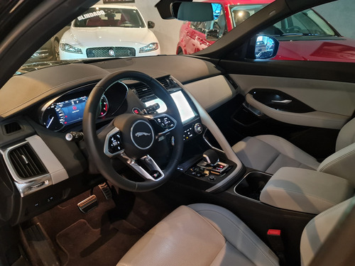 Jaguar E-Pace 2.0 16V P250 FLEX R-DYNAMIC SE AWD AUTOMÁTICO