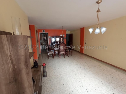 Imagen 4 de 14 de Ramiro Ruiz Vende Apto En Los Palos Grandes Mls #22-22370