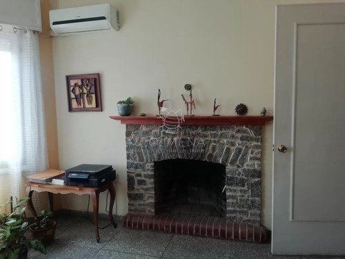 Muy Buena Oportunidad En El Centro De San Carlos, Casa Tipo Apartamento Con Terraza!!!