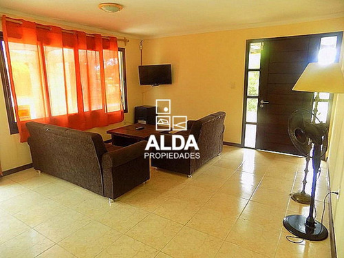Imagen 3 de 12 de Casa Los Angeles Piriápolis 2 Dorms Venta Ca101349