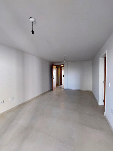 Venta Departamento 2 Dormitorio Con Cochera En Opera Luxury Torre 2