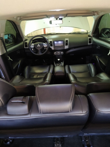 Imagem 15 de 15 de Mitsubishi Outlander 2012 3.0 V6 Gt 4wd 5p