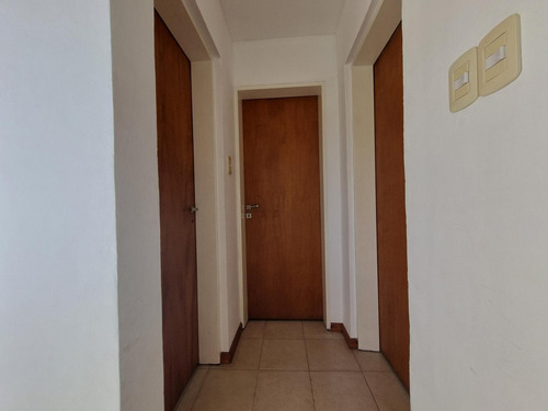 Casa De 2 Dormitorios Al Lago En Solares Del Carcaraña - Pueblo Carcaraes