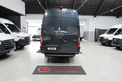Imagem 5 de 11 de Mercedes-benz Sprinter 416 T.a. E.l. 21/22 High Tech Cinza