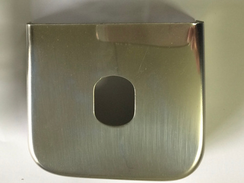 Capa Inox 95mm E Tomada Cromada Para Engate