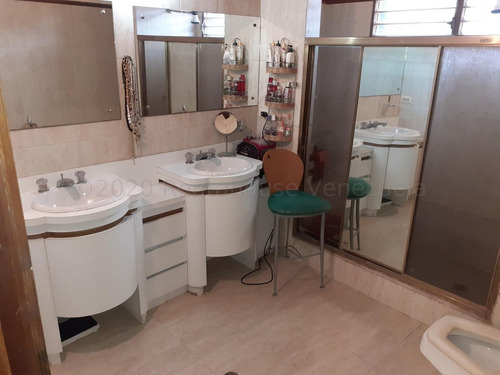Imagen 11 de 14 de Casa En Venta Prados Del Este 21-3314, Rudy 04241346326