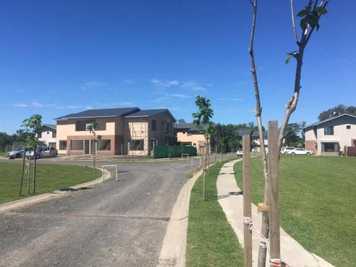 Imagen 20 de 28 de Departamento En Venta En Condominio Dos Cedros, Del Viso, Pilar