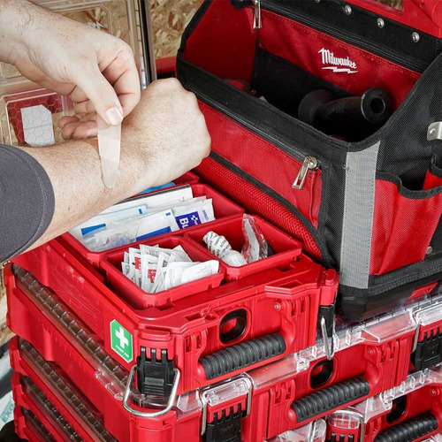 Caja Packout Botiquin Equipado Milwaukee 48-73-8435 Color Rojo