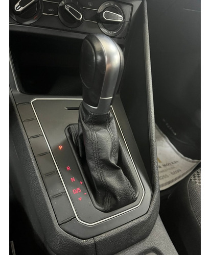 Volkswagen Virtus 1.6 MSI TOTAL FLEX AUTOMÁTICO