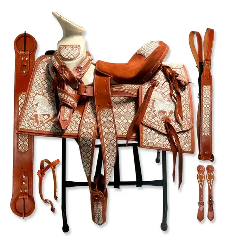 Montura Silla Charra Cuadrada Bordada Con Accesorios