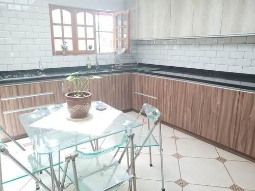 Parcela Con Casa Y Piscina, Av. Las Parcelas / Hernán Prieto
