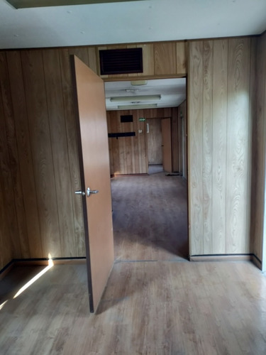 Imagen 5 de 13 de Caseta Remolque Traila Oficina 2 Privados Wc Cocinera 10x48