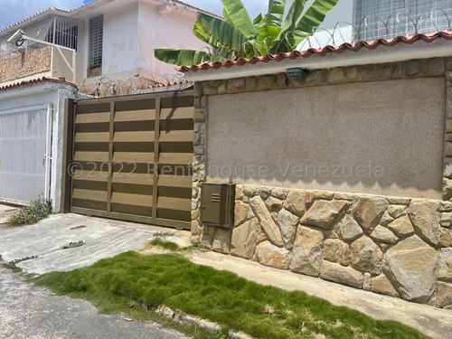 Ajr Casa En Venta En La Trinidad 24-18719 Yg