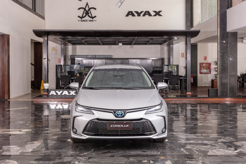 Toyota Corolla Xei Hybrid 2025 Gris Plata 0km
