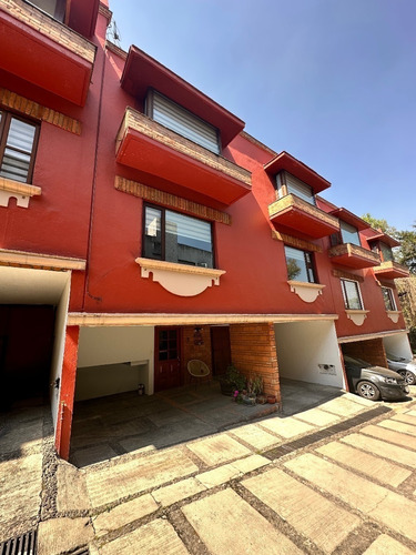 Lomas Quebradas, Casa En Condominio De Solo 8 Casas, En Vent