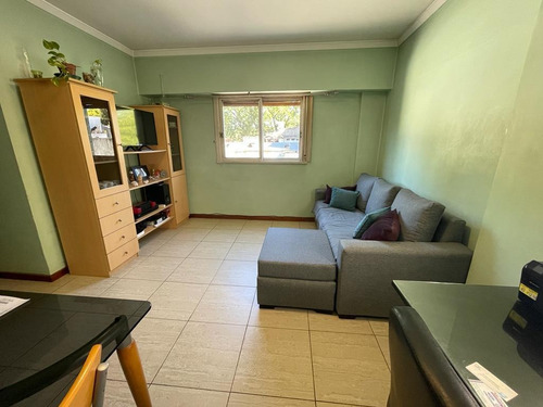 Imagen 6 de 15 de Departamento 2 Ambientes Con Cochera Y Baulera En Villa Ballester Centro