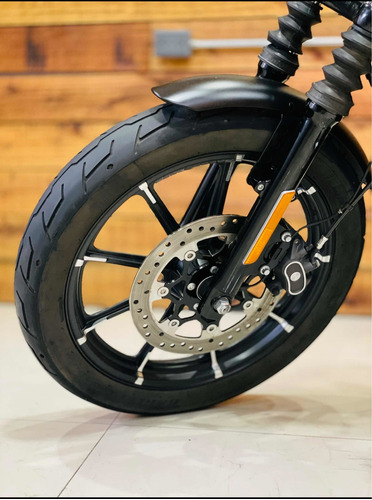 Imagen 10 de 16 de Harley Davidson Iron 883, Sportster 883, Custom 883, No 1200