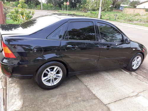 Ford Focus Sedan 1.6 Glx 4p 2007