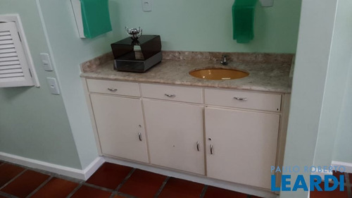 Imagem 2 de 3 de Comercial - Centro - Sc - 644566
