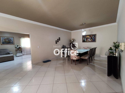 Imagem 9 de 30 de Sobrado À Venda, 493 M² Por R$ 990.000,00 - Santo André - Anápolis/go - So0060