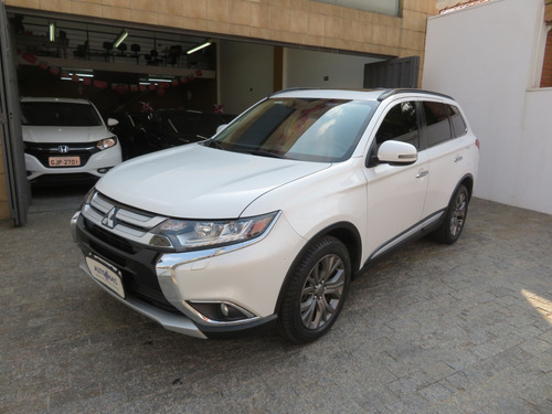 Mitsubishi Outlander 2.2 Diesel