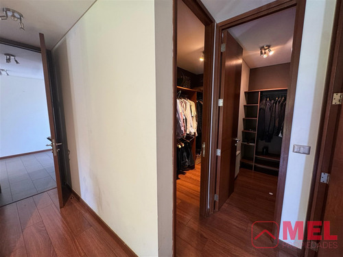 Casa En Arriendo De 5 Dorm. En Chicureo, Colina