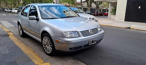 Volkswagen Bora 1.8 T Highline Cu