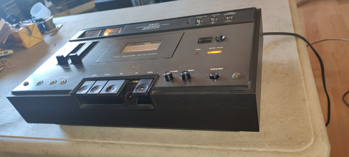 Deck Casetera Simple Akai Cs-34d 220 Japan Enciende Areparar (Usado)
